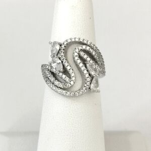 Sterling silver cz cocktail ring size 6.5 🆕